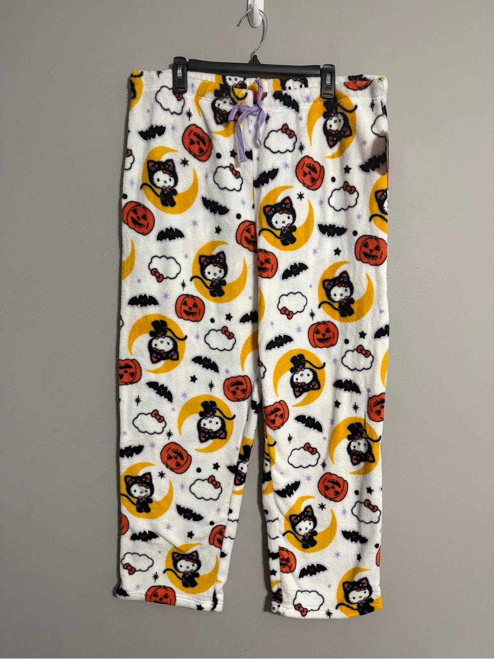 Hello Kitty Women’s Halloween Plush Pajama Pants XL